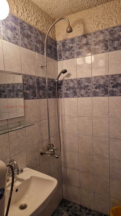 Дава се под наем Двустаен апартамент в Божурище - 65 кв.м за 375 € - Снимка #2