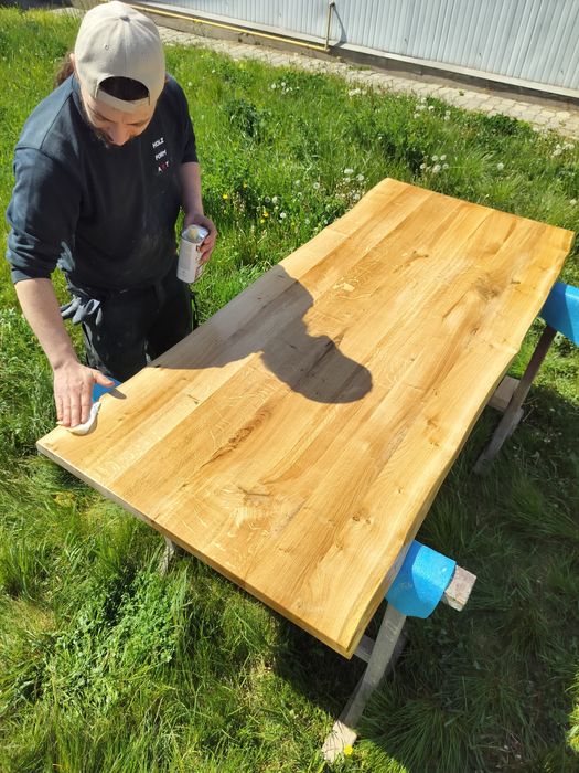 Masă din lemn masiv de stejar – stil natural