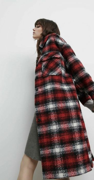 Палто на марката Zara