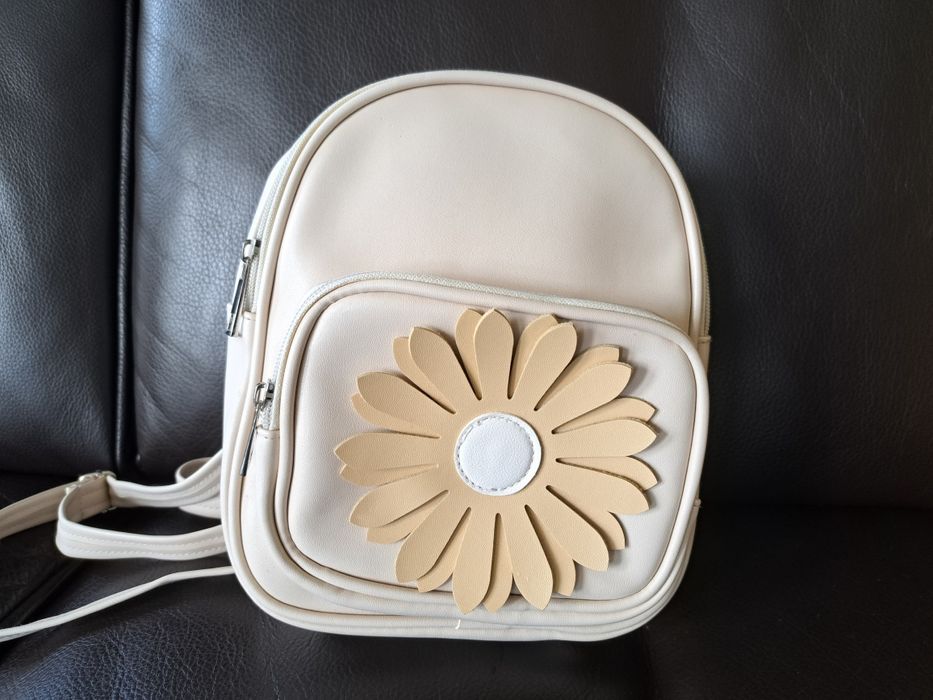 Малка чанта раничка