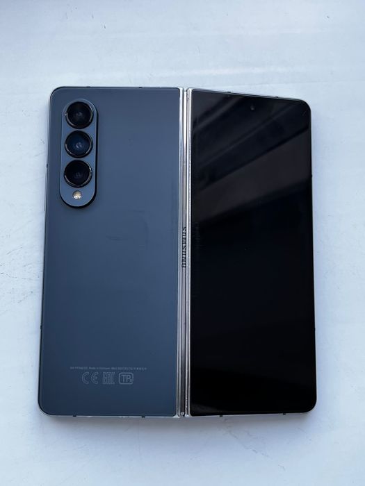 Samsung Z Fold4 12/512