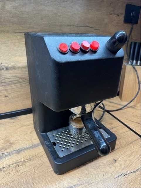 Продавам кафемашина Brasilia Club