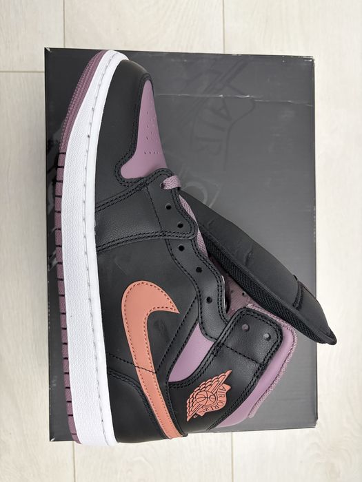 Vand adidasi AIR Jordan 1 Mid, originali, noi la cutie