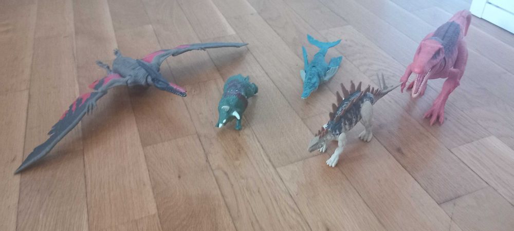 Динозаври Jurrasic world
