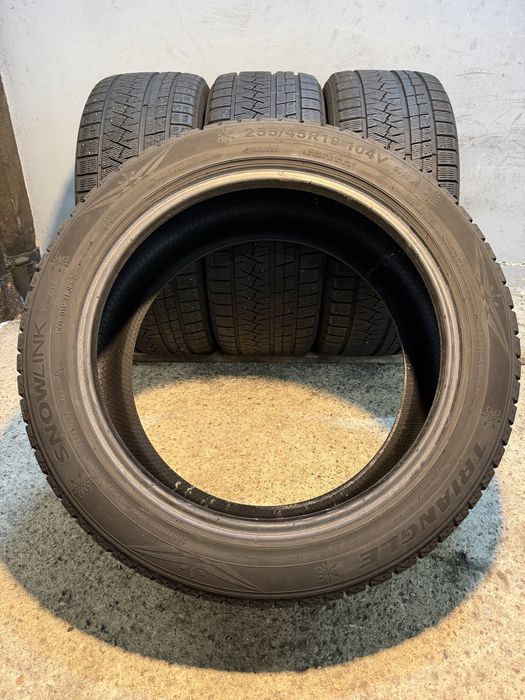 Гуми 255/45/19 TRIANGLE Snowlink Winter