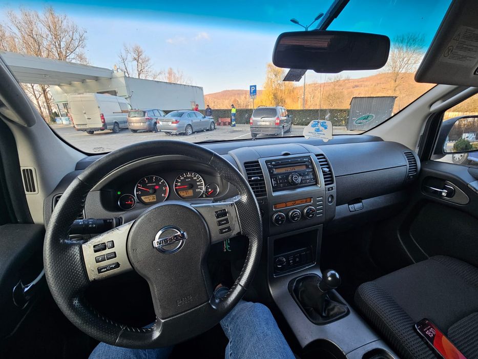 NISSAN Pathfinder