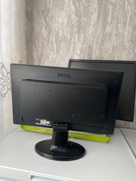 Продам мониторы от компьютера