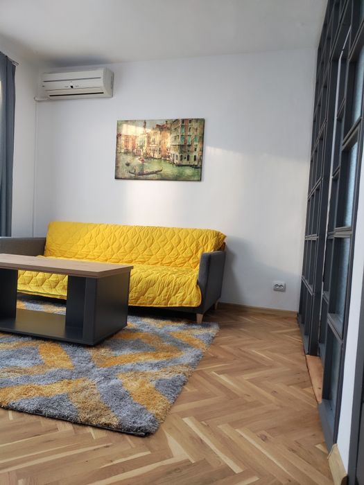 Дава се под наем Тристаен апартамент в Благоевград, Освобождение - 65 кв.м за 357 € - Снимка #12