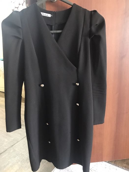 Көйлектер сатылады