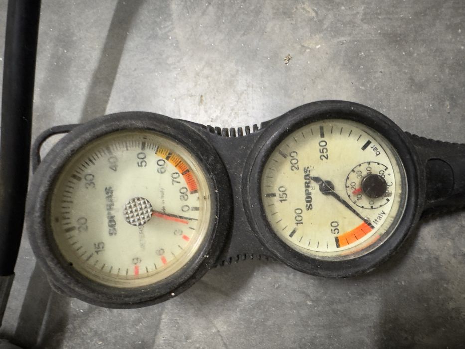 Regulator Scuba Seemann Sub SL200 + Consolă (Manometru/Profundimetru)