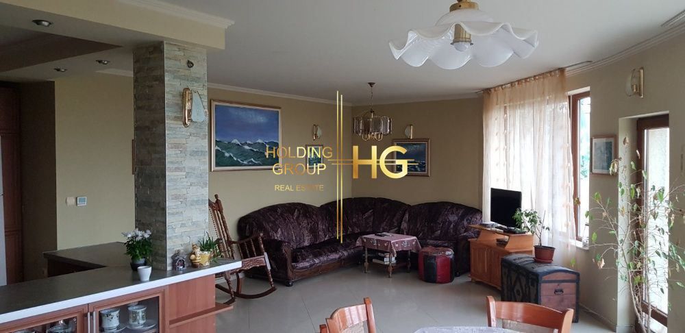 Къща в Варна-м-т Евксиноград площ 460