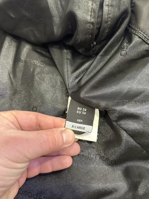 Кожаная куртка Dsquared