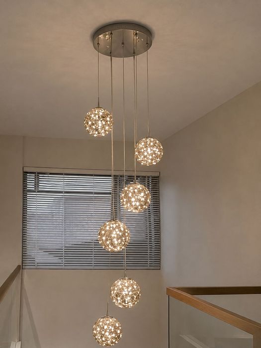 Lustră Pendul Modernă 6 Globuri Sticlă – Design Cascada / Ploaie de Stele, Nouă