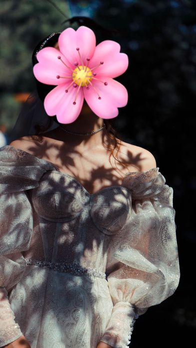 Сияющее свадебное платье