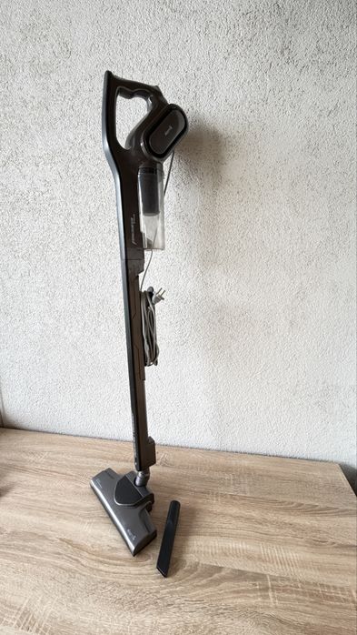 Aspirator vertical Deerma 2 în 1, 600W, foarte bună stare