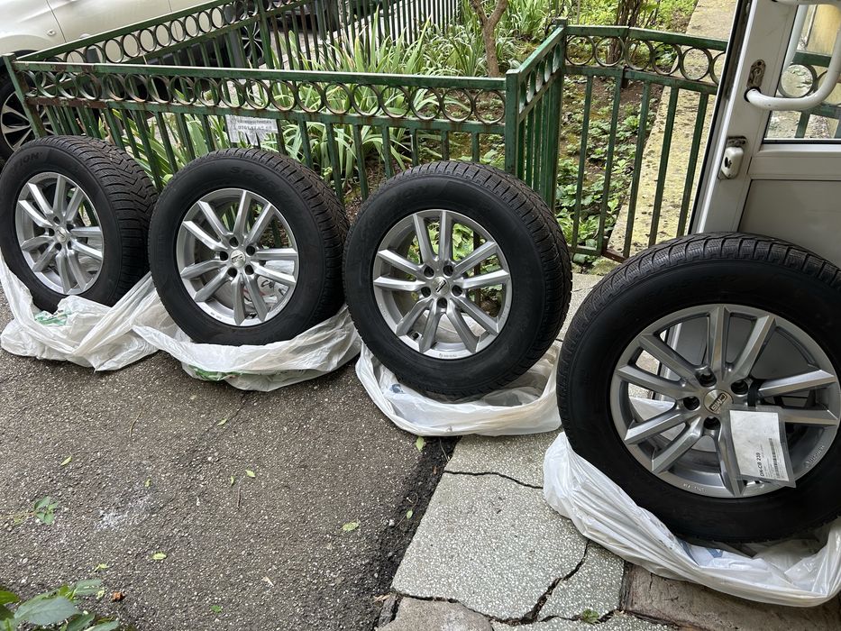 Jante Audi cu Anvelooe 235 65 17 iarna m;s Pirelli scorpion Dot 2024