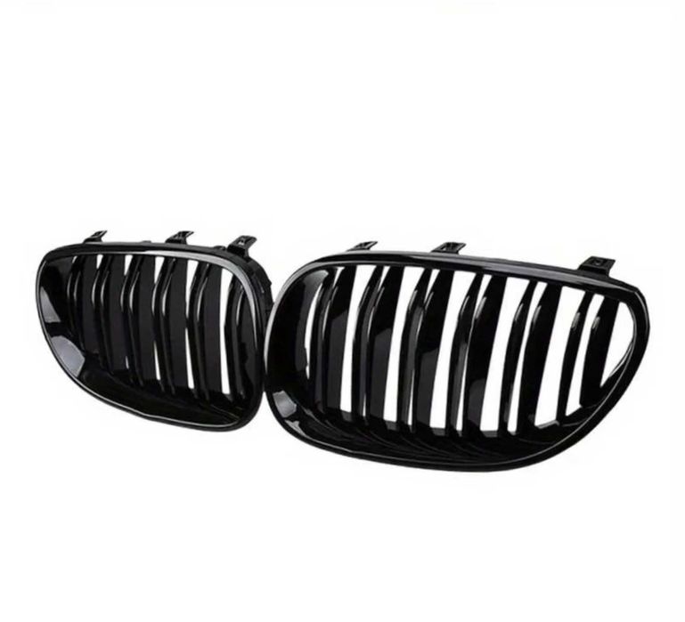 Бъбреци M5 Style Двойни Ламели за BMW E60 / E61 (2003–2010) - Black