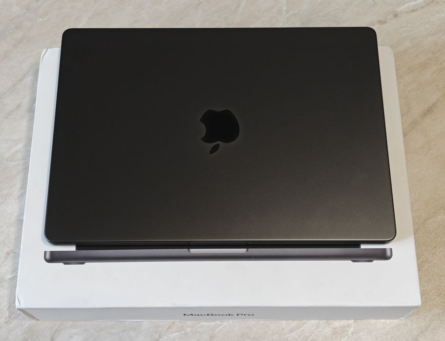 MacBook Pro 14 M5 24/1TB 100%/3 цикл