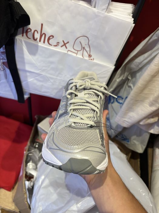 Adidași ASICS Silver marimea 42