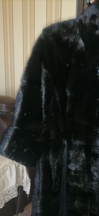 Продам норковую шубу