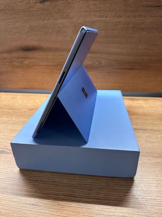 Microsoft Surface 11 Pro Copilot+ PC 13” OLED SnapdragonX Elite 12Core