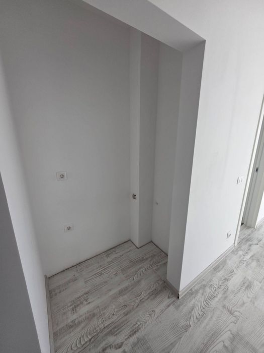 Ключ в агенцията! Двустаен за продажба в кв.Банишора
