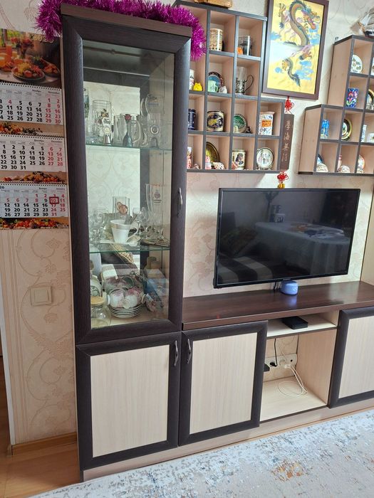 Стенка-горка в гостиную