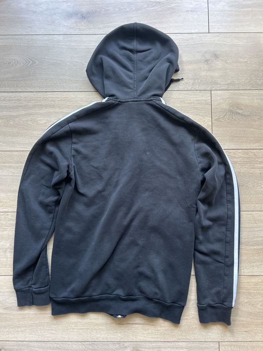 Черен adidas сличер