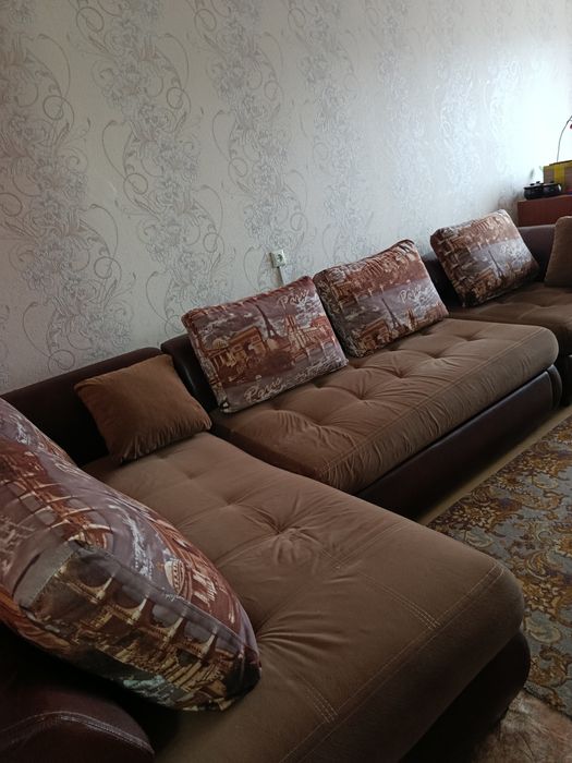 Угловой диван с креслом