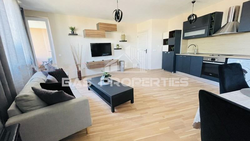 Продава се Двустаен апартамент в София, Малинова долина - 74 кв.м за 2730 €/кв.м - Снимка #3