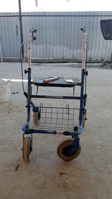 Роллатор новый с тормозом