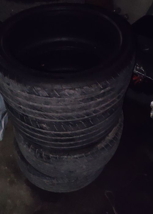 Продам резину 245 / 40 / 18