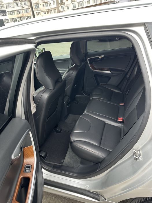 Volvo XC 60 euro6 fara adblue Automata, Distronic