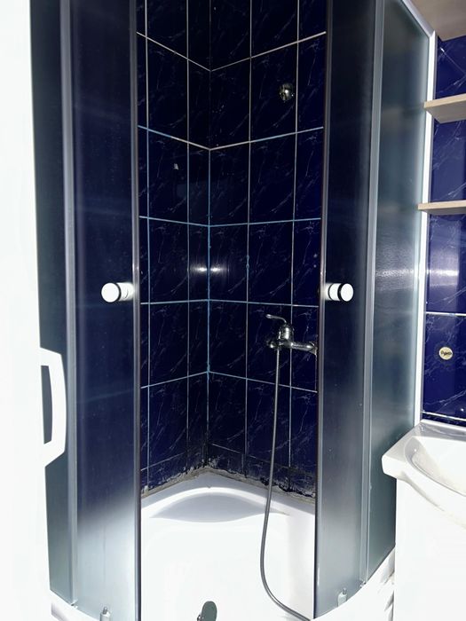 Garsonieră de închiriat 23 m, zona AEM 220 euro