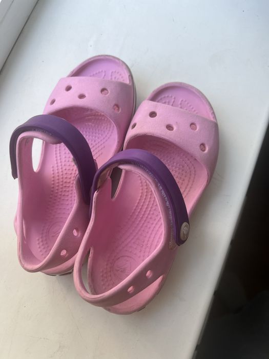 Продам Crocs для девочки