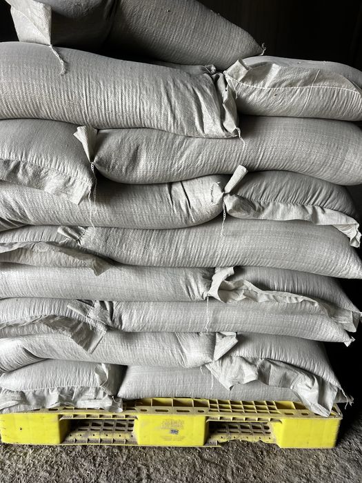 Продаётся ячмень пшеница в мешках