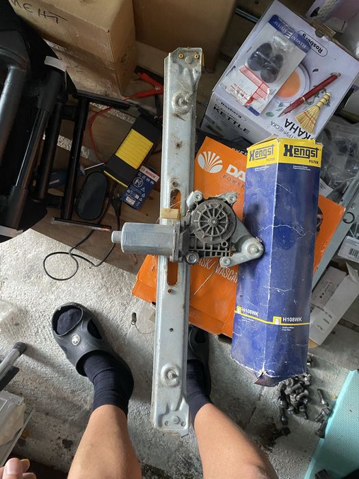 Части от бмв е46  и е61  ССС навигания заден капак уплътнения фарове