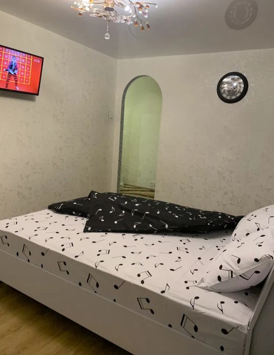 Сарыарка 11-Кенесары, 2часа 2000