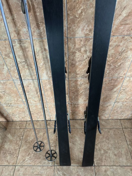Schiuri Atomic Supercross ~166 cm all-mountain + bețe
