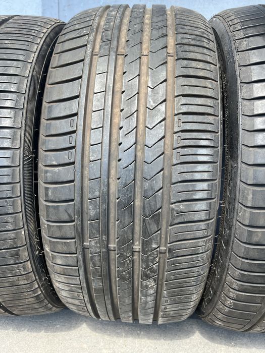 4 бр. летни гуми 255/35/21 и 285/30/21 Winrun DOT 0123 6,5 mm