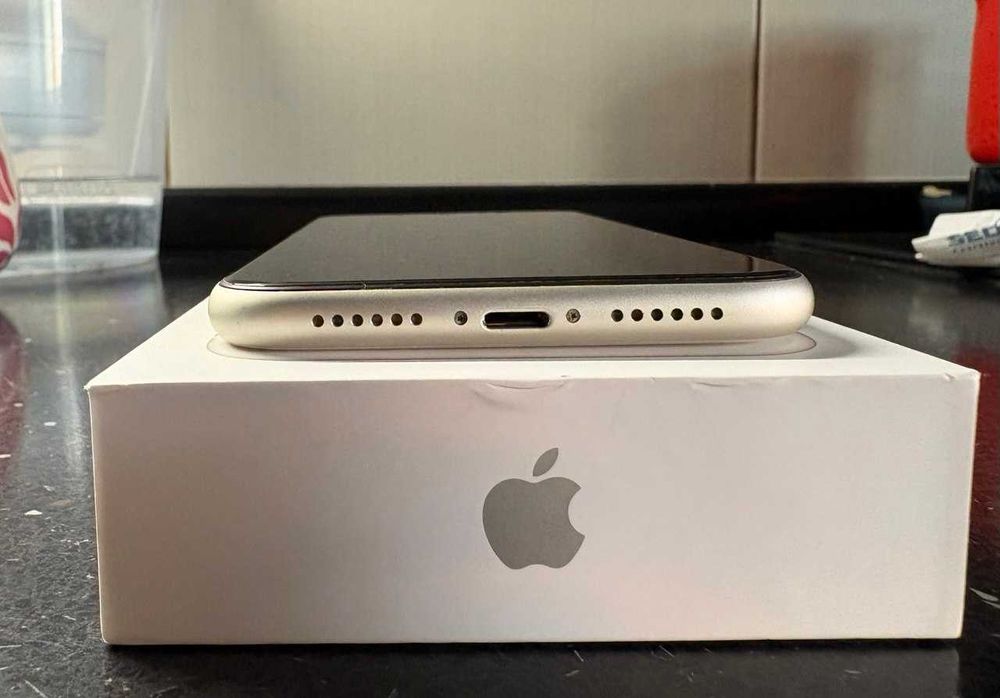 iPhone 11, 128GB, 5G, Alb