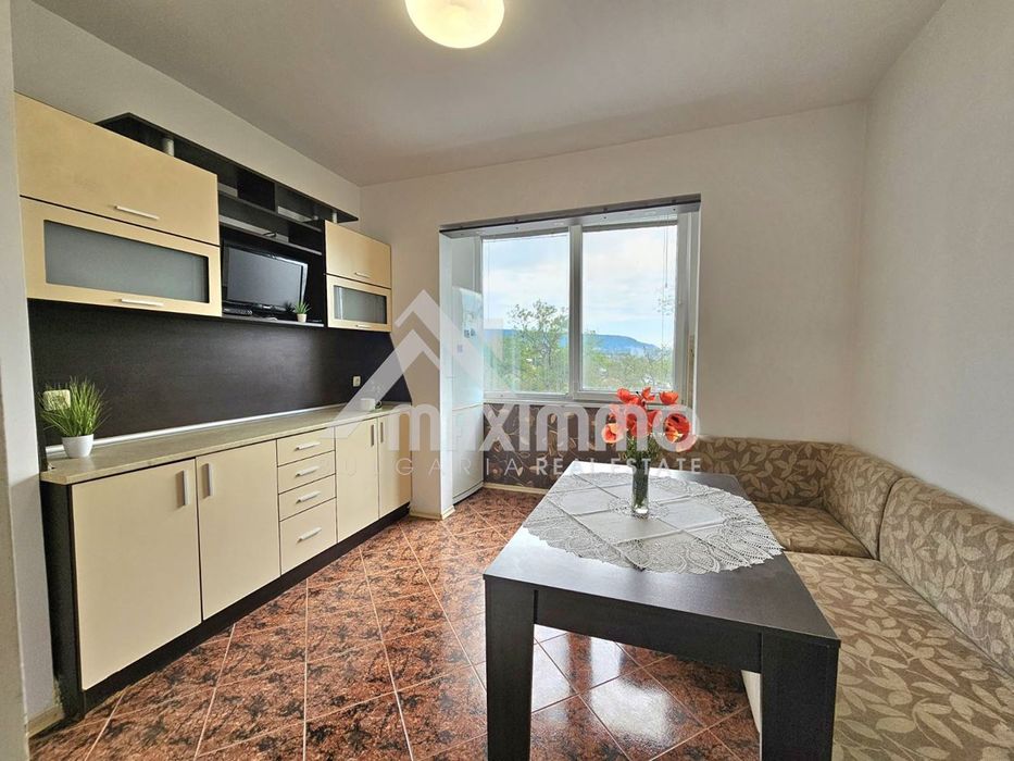 Продава се Двустаен апартамент в Варна, Изгрев - 52 кв.м за 2212 €/кв.м - Снимка #3