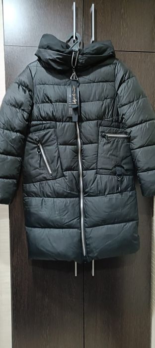 Продам 2 куртки зимние