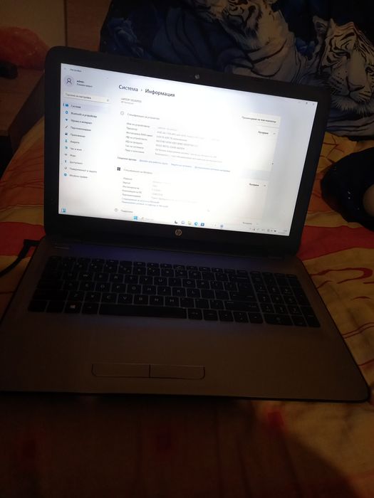 Лаптоп hp 2025 година.