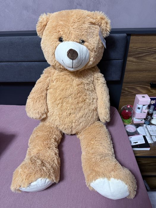 Голямо плюшено мече