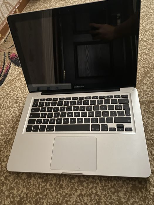 Macbook pro 2012 на запчасти