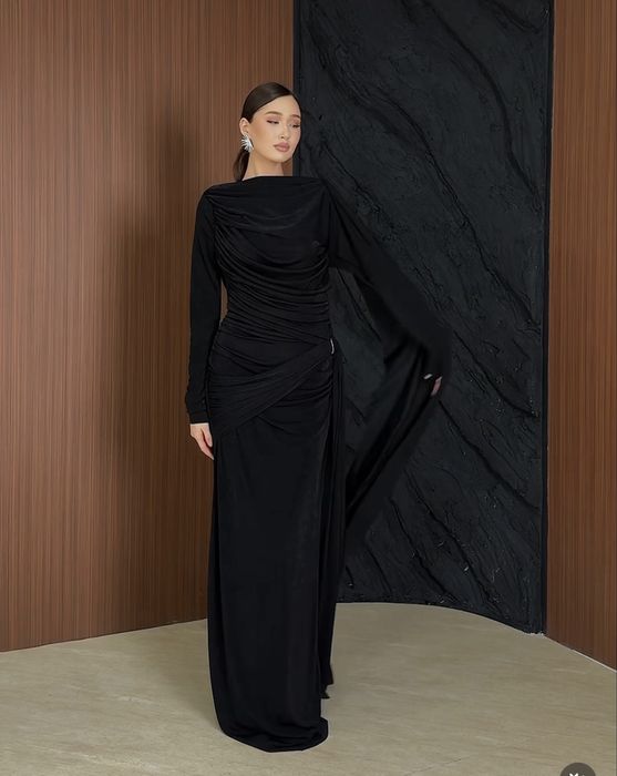 Черное элегантное платье