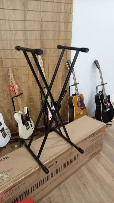 Стойка для синтезатора , загружаемости до 80 кг, Made in  Europe