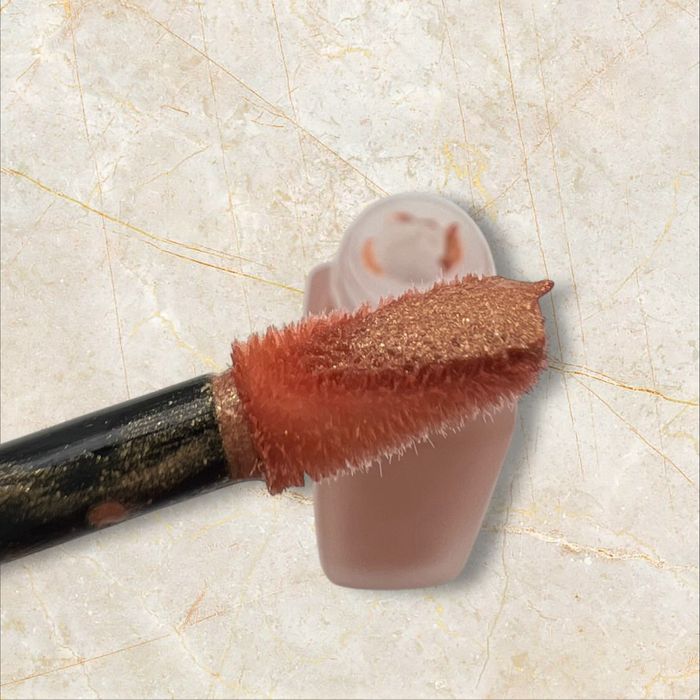 Chanel Rouge Allure Liquid Velvet матово темно червило