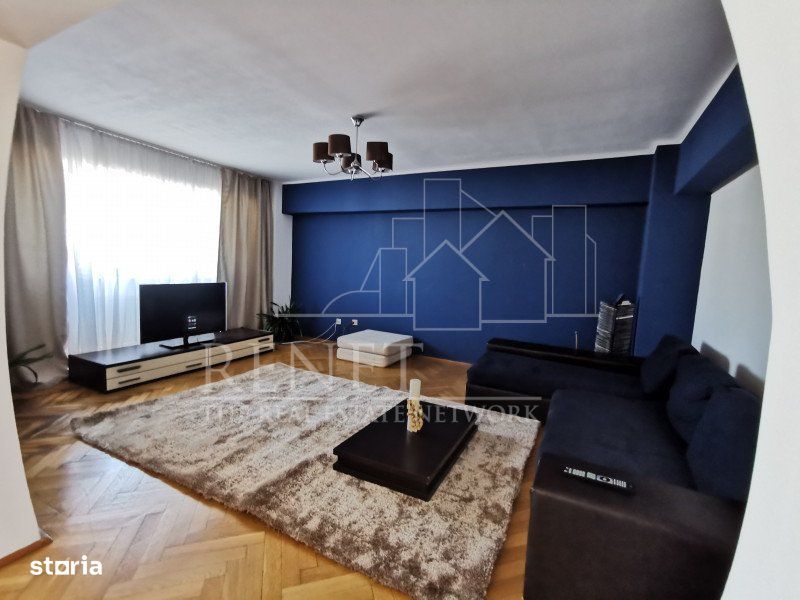 Apartament Central, bloc Casa Cartii